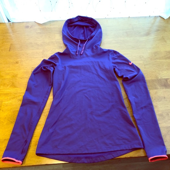 Nike Pro Women’s Sz S, Dri-Fit Purple Hoodie - Picture 2 of 2